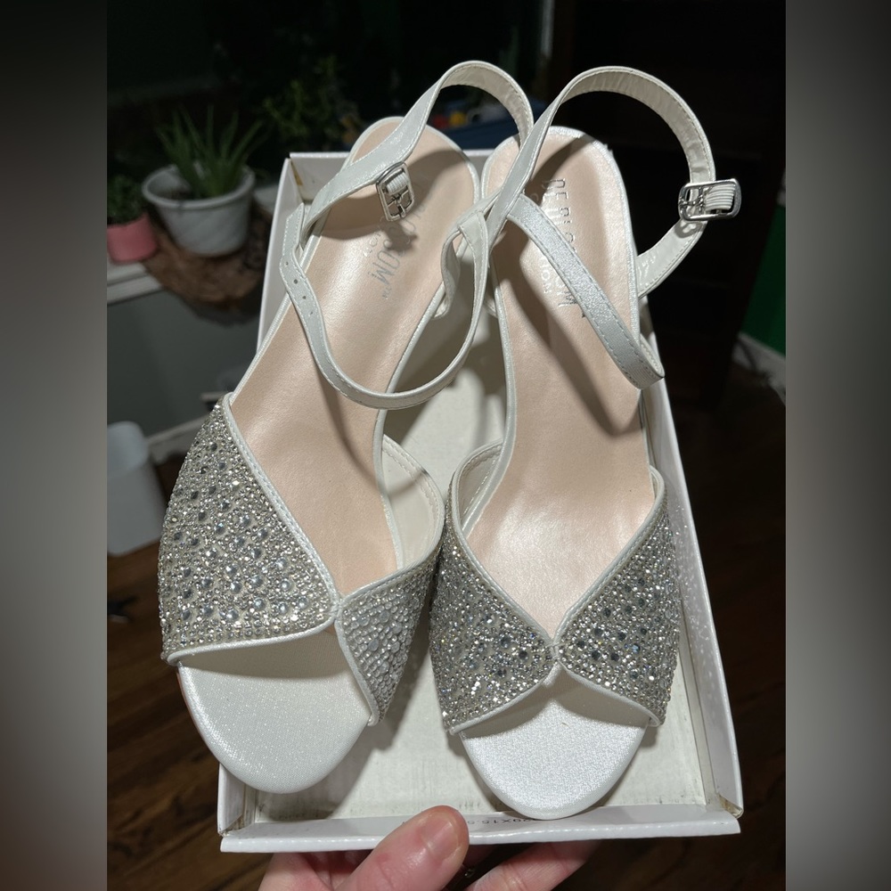 Women size 9 shoes